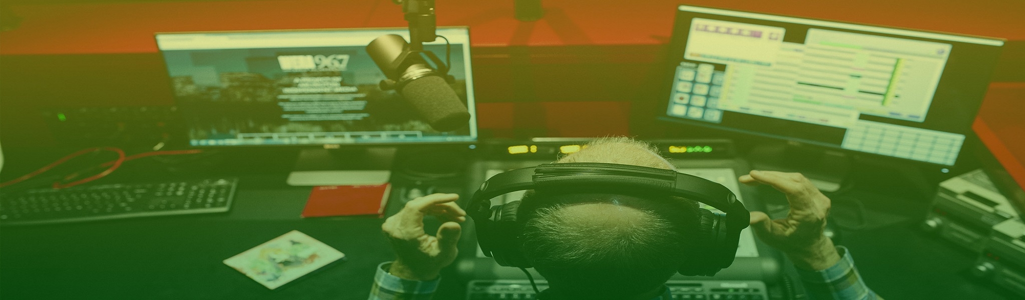 EyM Ecuador Tu Radio Online